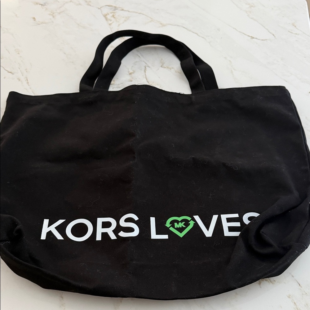 Michael Kors Black and Green Tote